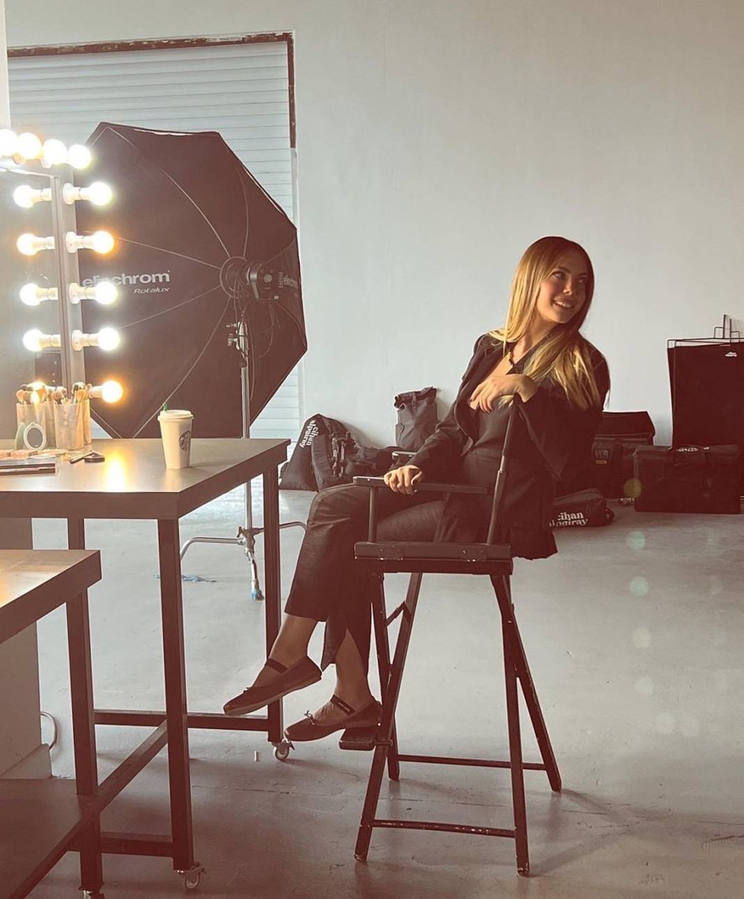 Ben taş değilim! Anıtkabir ziyaretinde gözyaşlarını tutamayan Eda Ece, gelen yorumlara tepki gösterdi 9